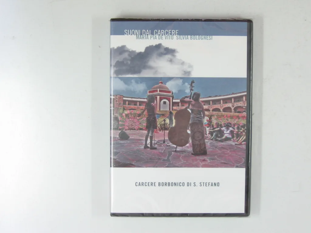 Copertina di Suoni Dal Carcere