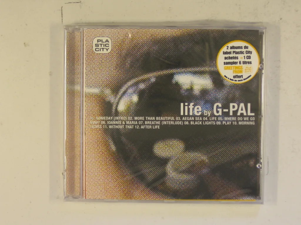 Copertina di Life
