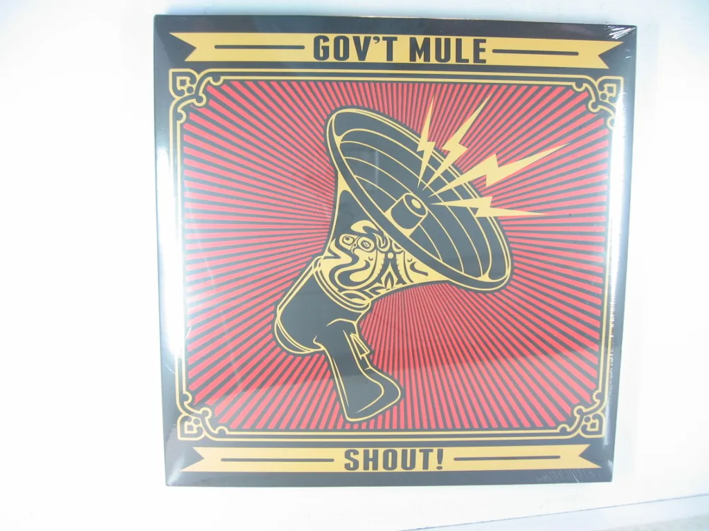 Copertina di Shout!