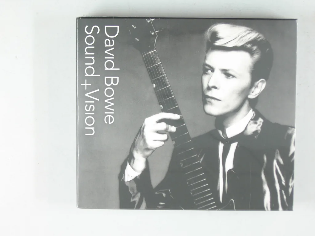 Copertina di Sound + Vision