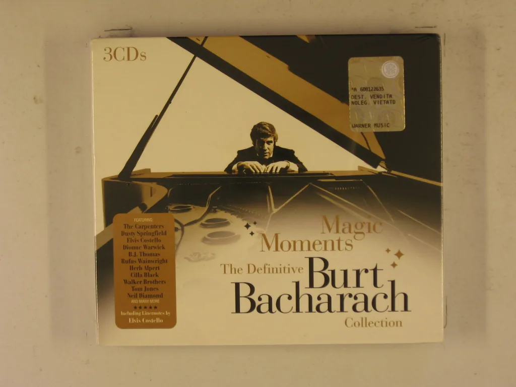 Copertina di Magic Moments The Definitive Burt Bacharach