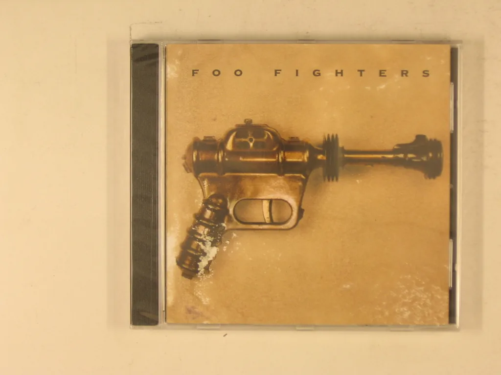 Copertina di Foo Fighters