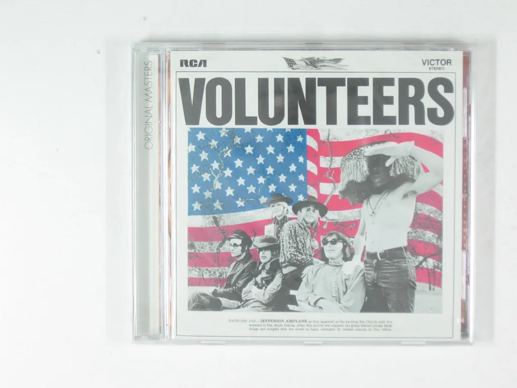 Copertina di Volunteers