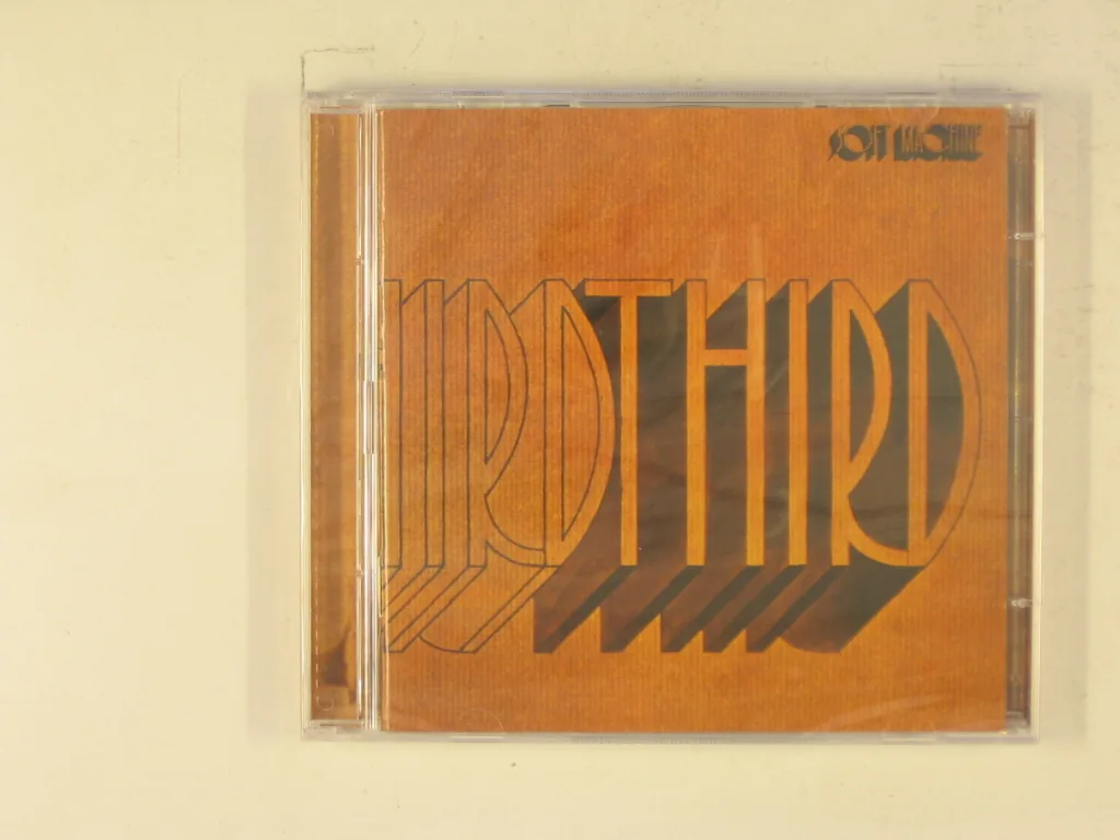 Copertina di Third