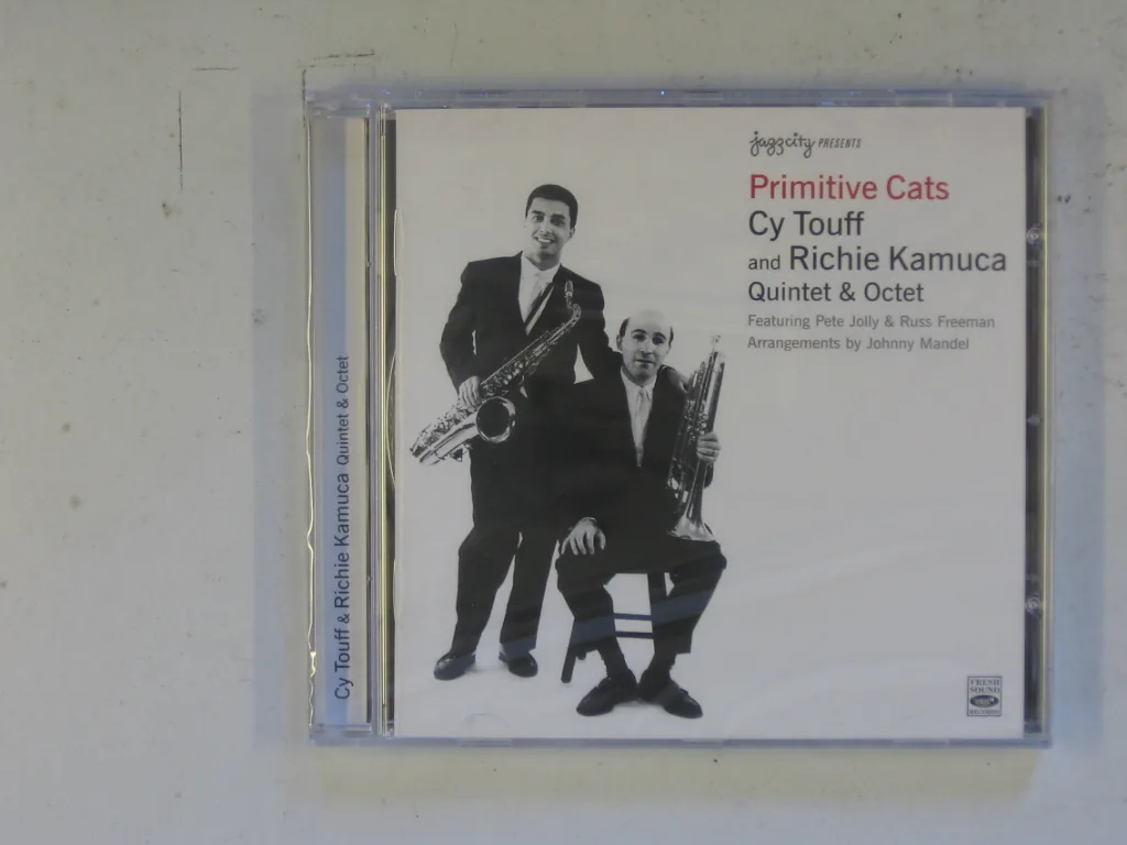 Copertina di Primitives Cats