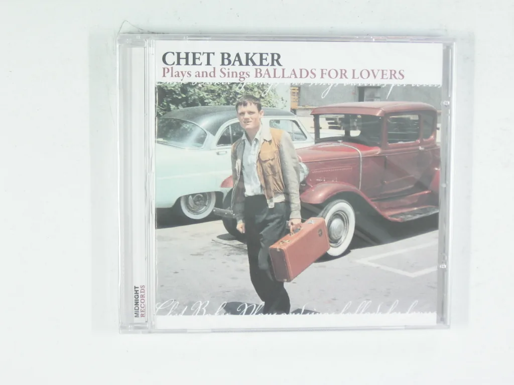 Copertina di Chet Baker Plays And Sings Ballads For Lovers