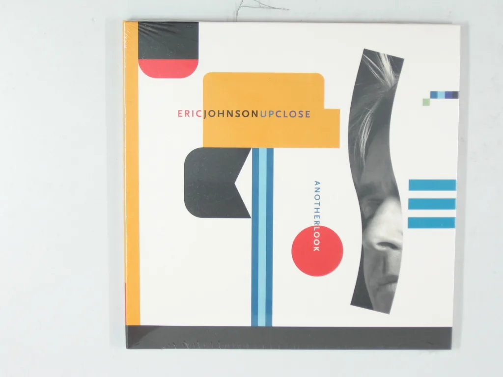 Copertina di Up Close Another Look