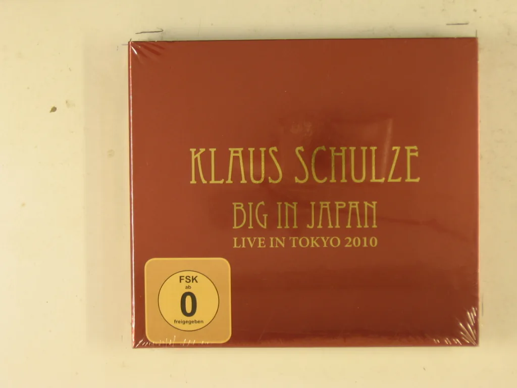 Copertina di Big In Japan: Live In Tokyo 2010