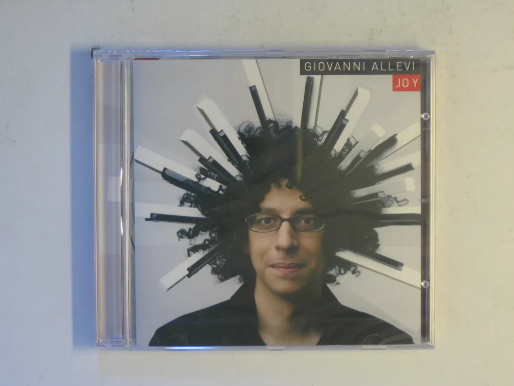 Copertina di Joy
