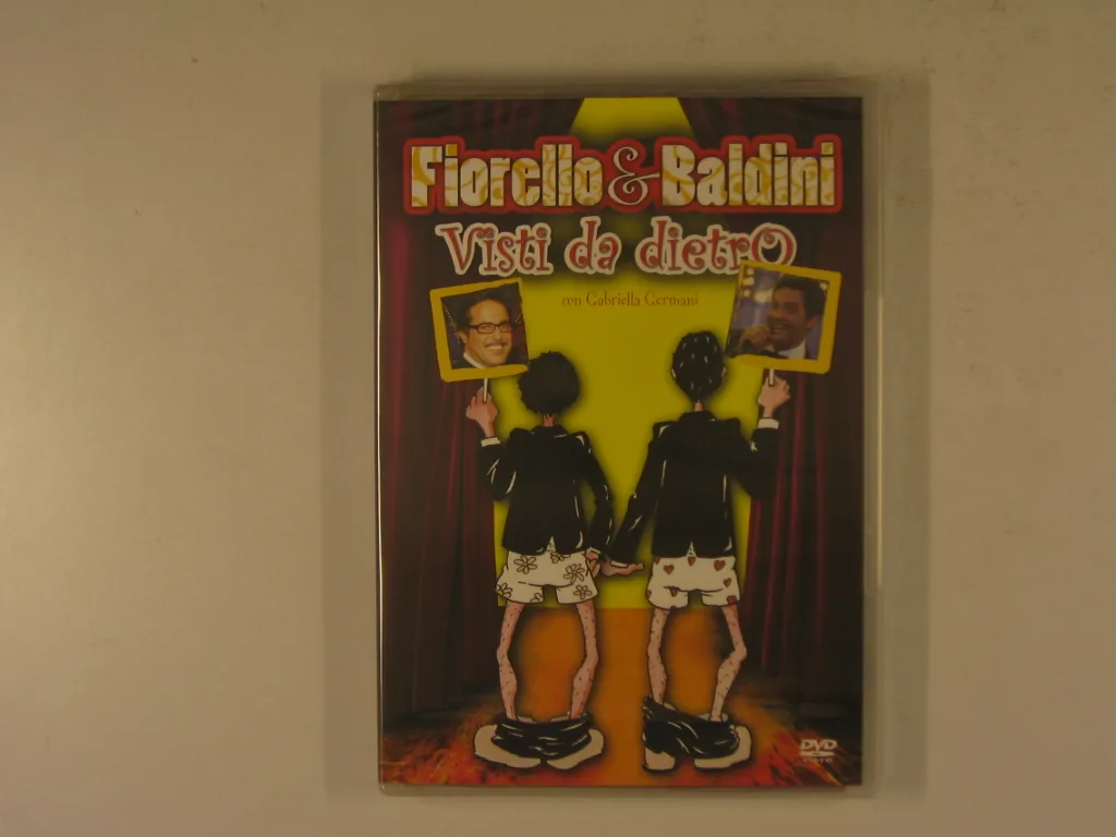 Copertina di Visti Da Dietro