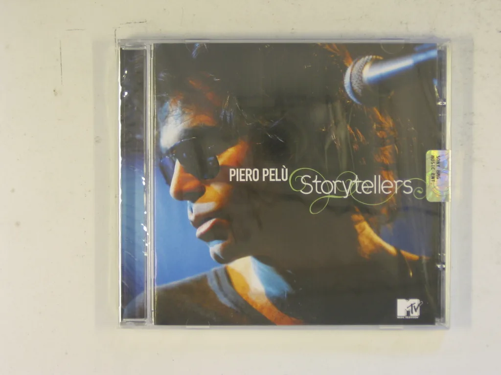 Copertina di Storytellers