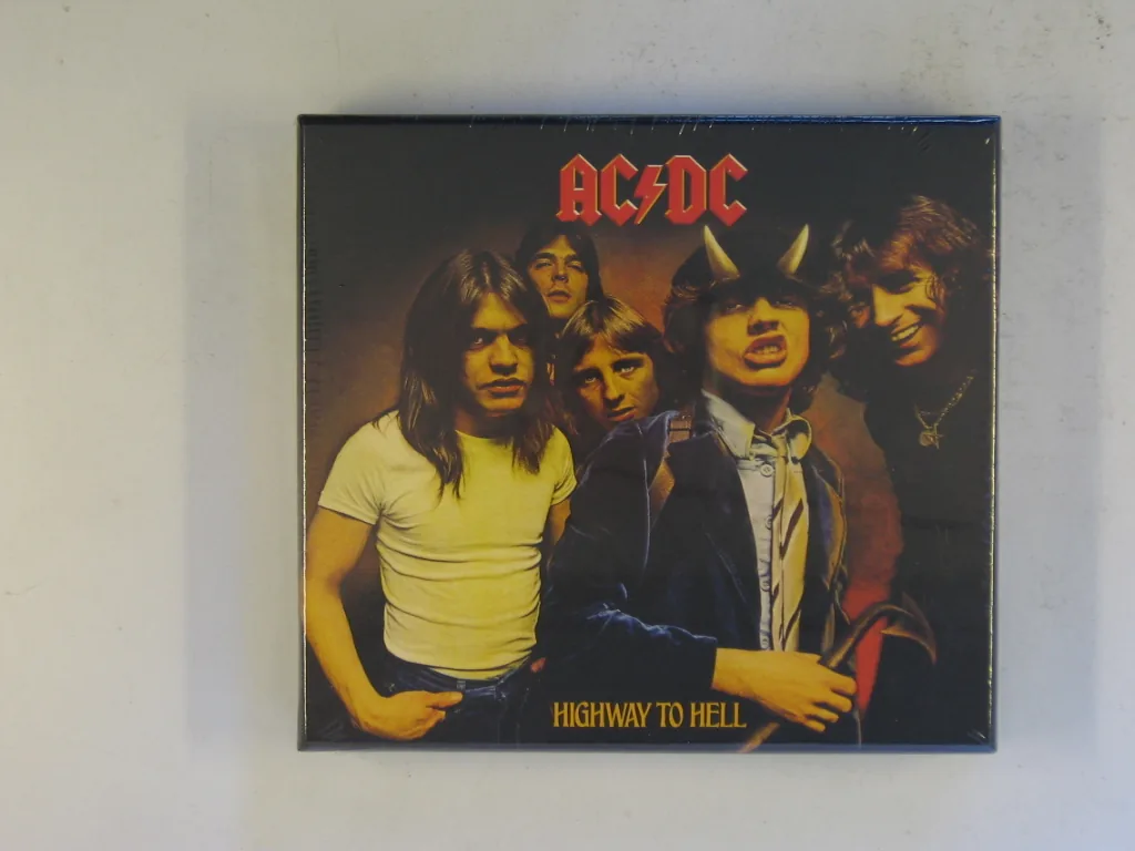 Copertina di Highway To Hell
