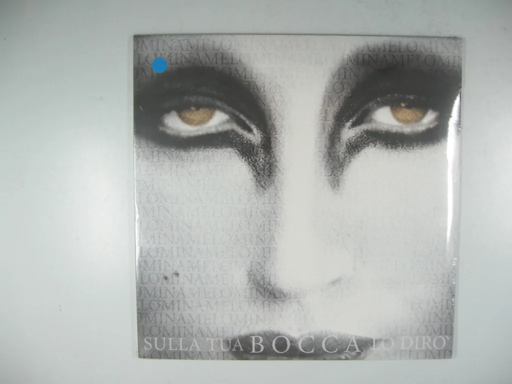 Copertina di Sulla Tua Bocca Lo Dirò