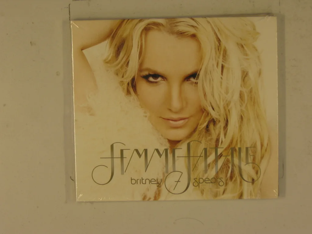 Copertina di Femme Fatale