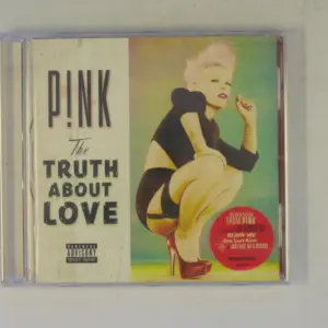 Copertina di The Truth About Love