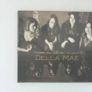 Copertina di Della Mae