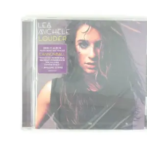Copertina di Louder