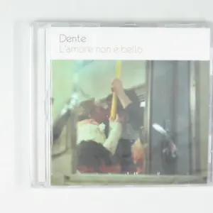 Copertina di L'Amore Non È Bello