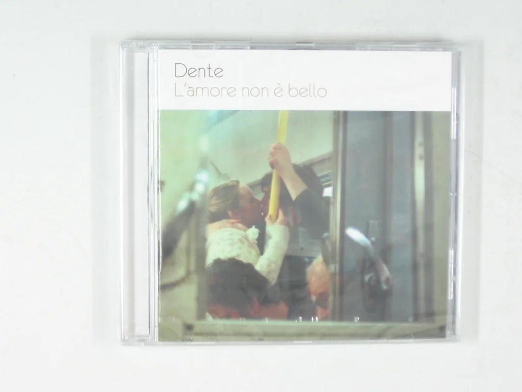 Dente - L'Amore Non È Bello