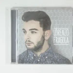Copertina di Lorenzo Fragola