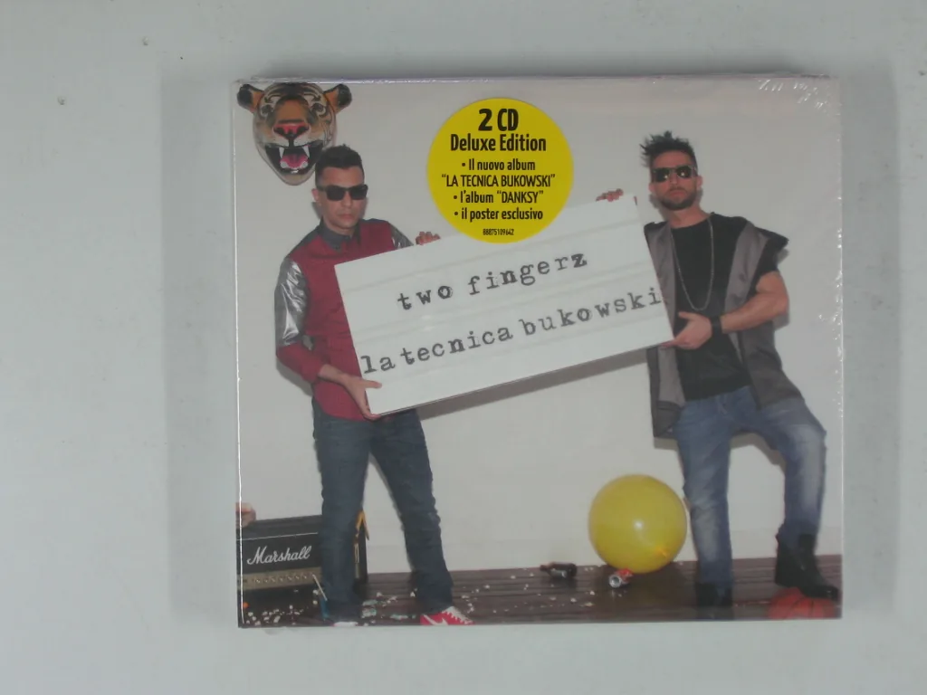 Two Fingerz - La Tecnica Bukowski
