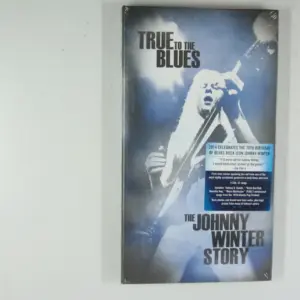 Copertina di True The Blues - The Johnny Winter Story