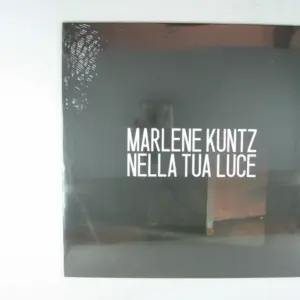 Copertina di Nella Tua Luce