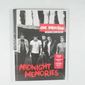 Copertina di Midnight Memories
