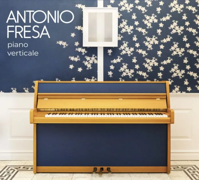 Copertina di Piano Verticale
