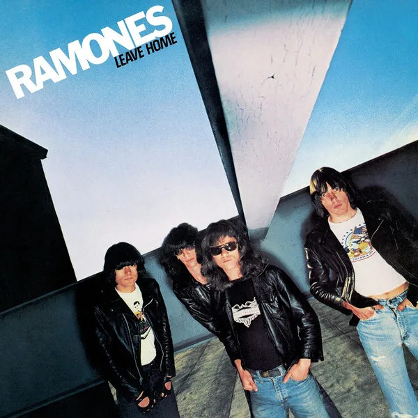 Copertina di Leave Home