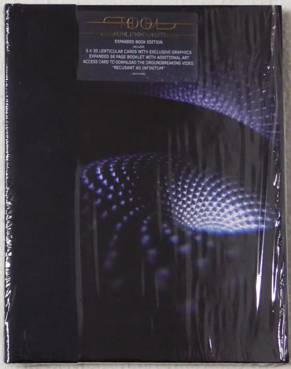 Copertina di Fear Inoculum