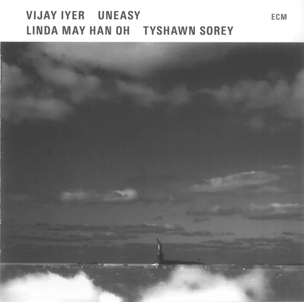 Copertina di Uneasy