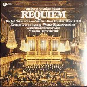 Copertina di Requiem