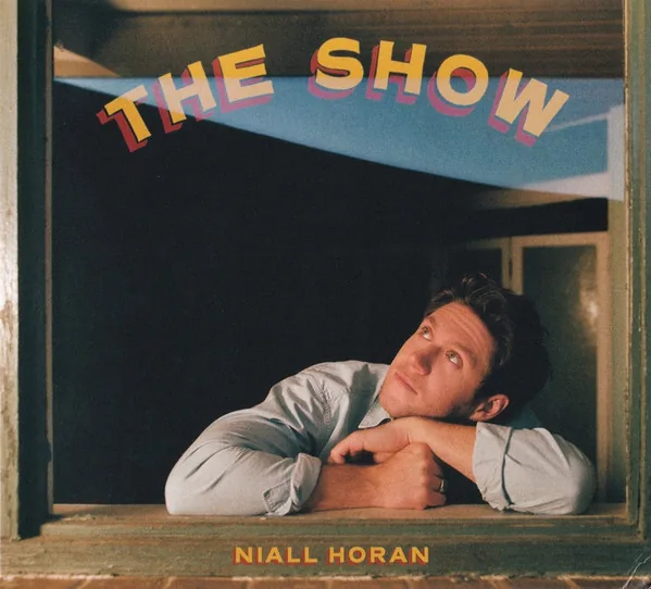 Copertina di The Show Must Go On