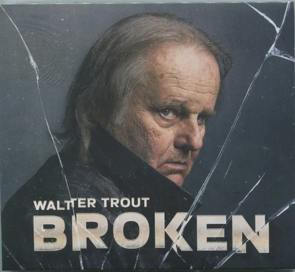 Copertina di Broken