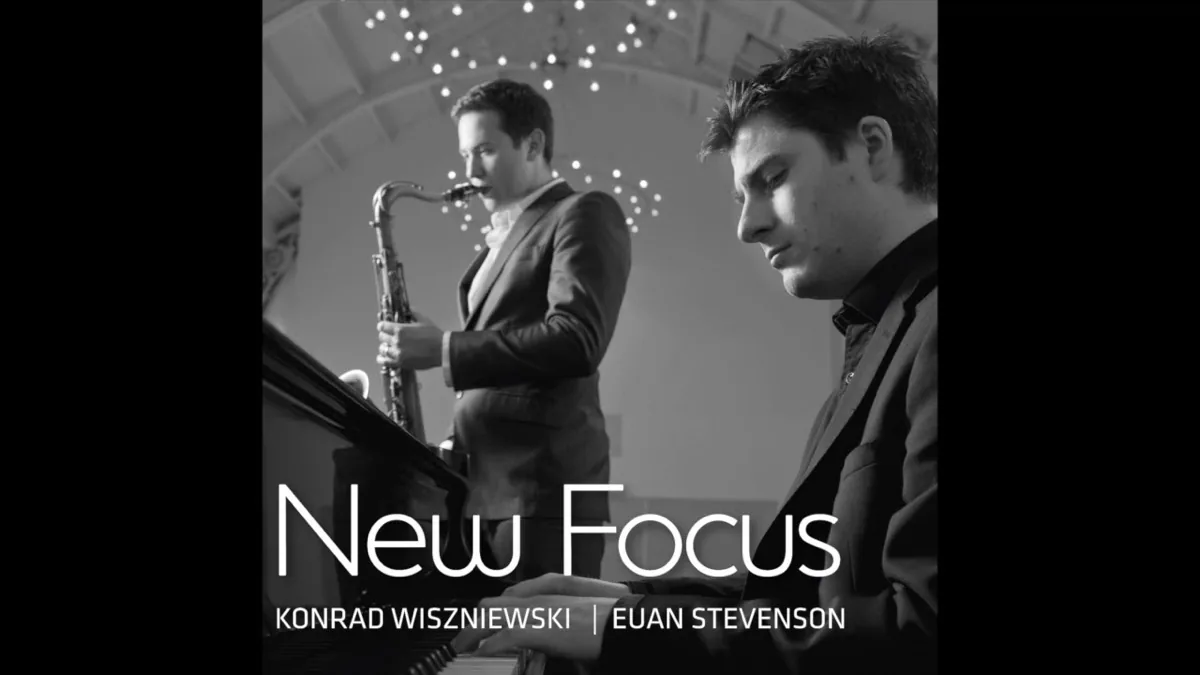 Copertina di New Focus