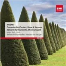 Copertina di Concertos For Clarinet Oboe & Bassoon